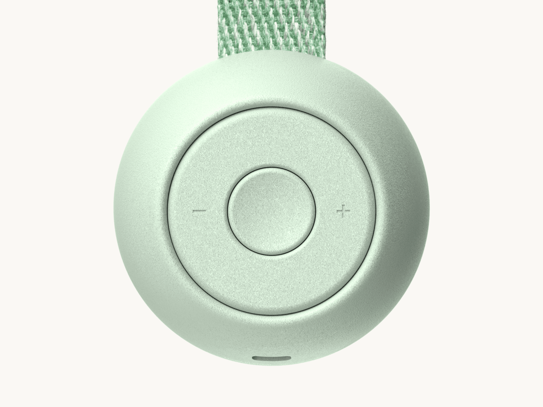 Closeup of back buttons on Hatch Go mint colorway